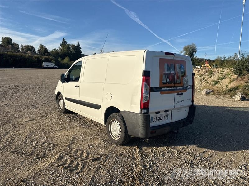 Peugeot Expert Vehicule Utilitaire Cargo Van Dostavna vozila / kombiji
