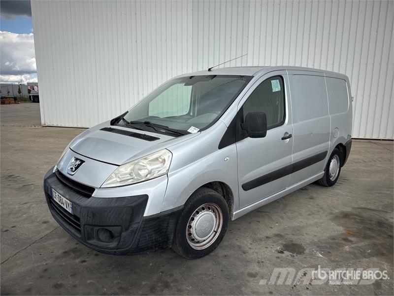 Peugeot Expert Vehicule Utilitaire Cargo Van Furgonetas cerradas