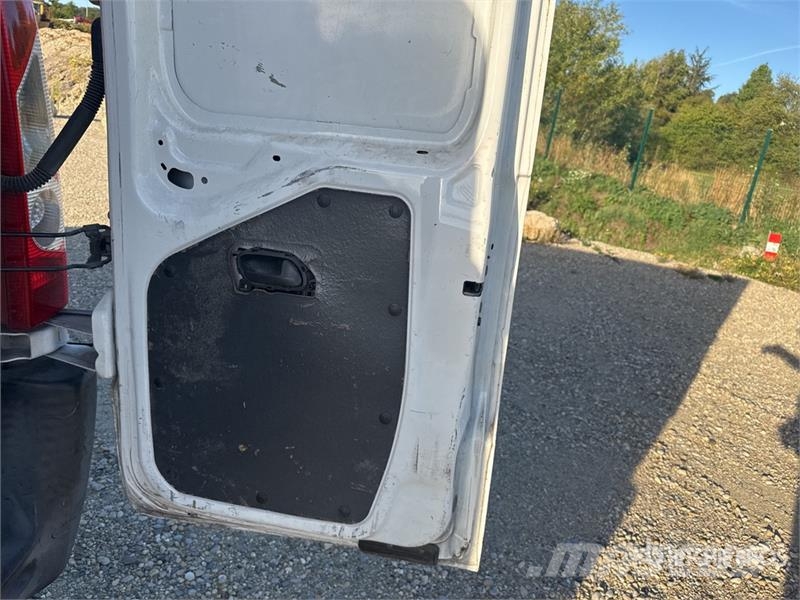 Peugeot Expert Vehicule Utilitaire Cargo Van Dostavna vozila / kombiji