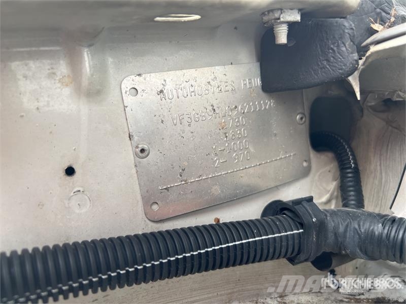 Peugeot Partner 1.6HDI Vehicule Utilitaire Cargo Van (Inop Панельні фургони