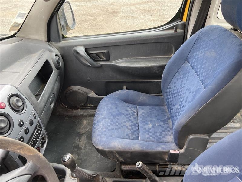 Peugeot Partner 1.6HDI Vehicule Utilitaire Cargo Van (Inop Панельні фургони