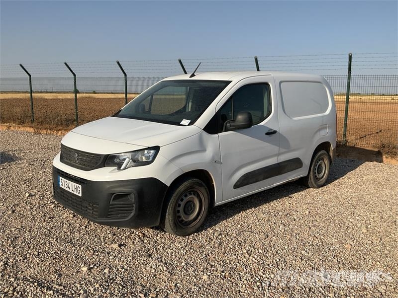 Peugeot Partner Cargo Van Furgonetas /Furgón