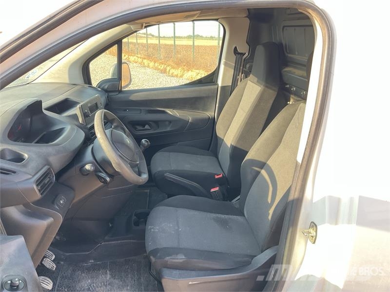 Peugeot Partner Cargo Van Furgonetas /Furgón