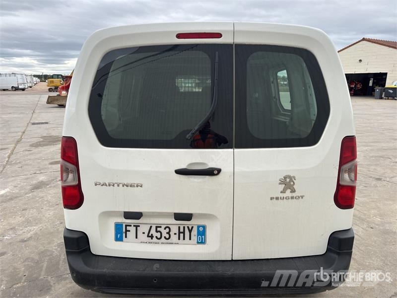 Peugeot Partner Vehicule Utilitaire Cargo Van Gesloten bedrijfswagens