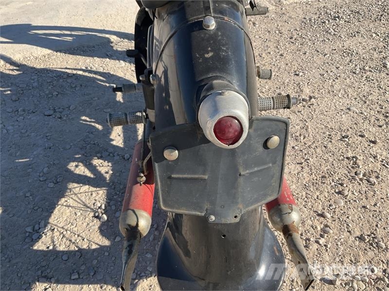 Peugeot TL57 Classic Bike (Inoperable) Avtomobili