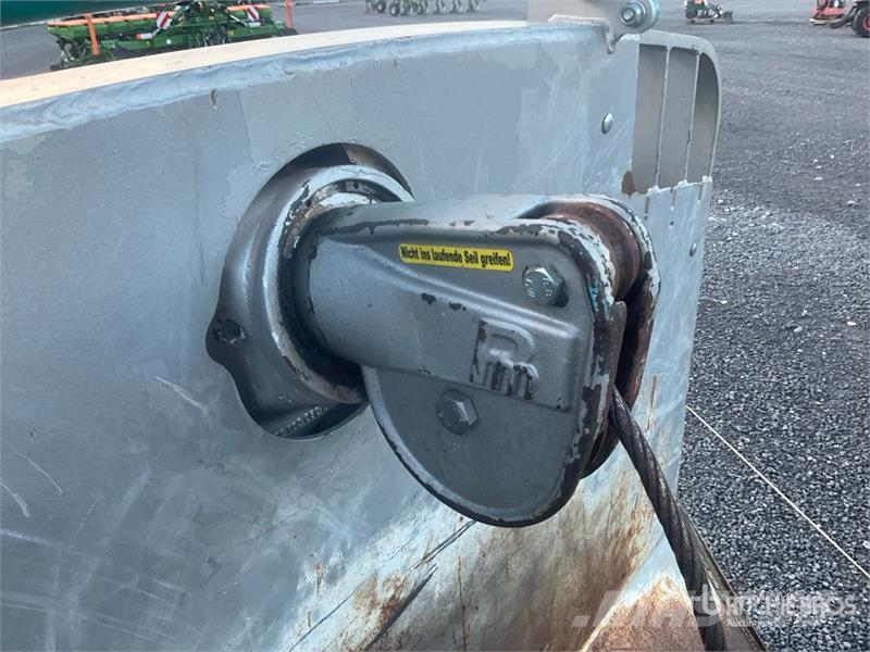 Pfanzelt P172 Winch Winches, hoists and material lifts