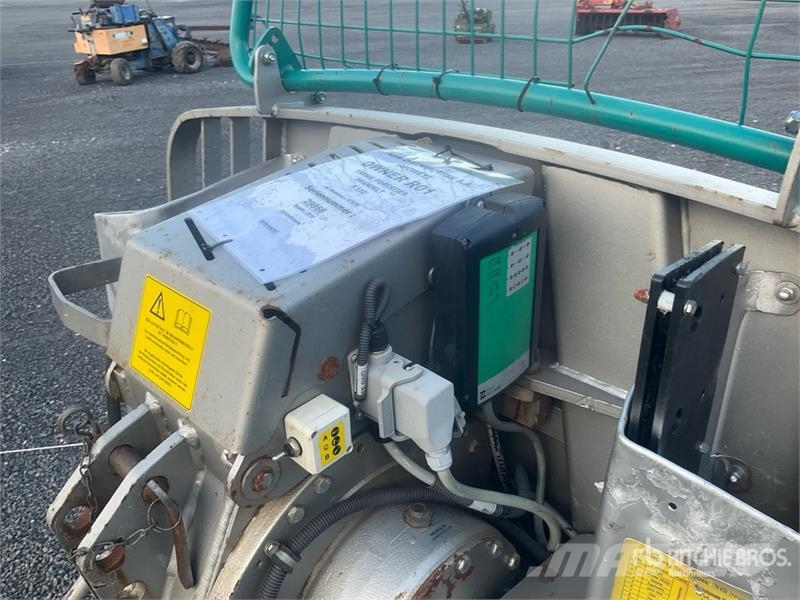 Pfanzelt P172 Winch Winches, hoists and material lifts