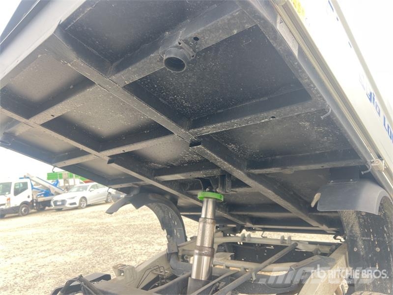 Piaggio Porter NP6 Flatbed Dump Truck Kiper tovornjaki