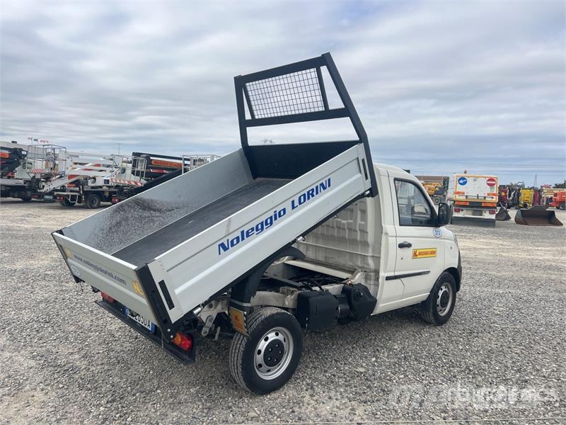 Piaggio Porter NP6 Flatbed Dump Truck Kiper tovornjaki