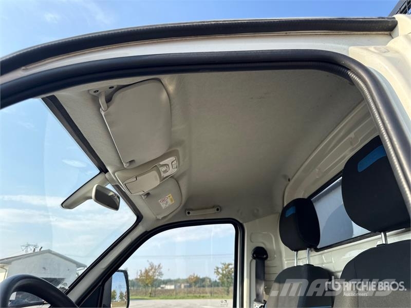 Piaggio Porter NP6 S/A Dump Truck Sklápěče