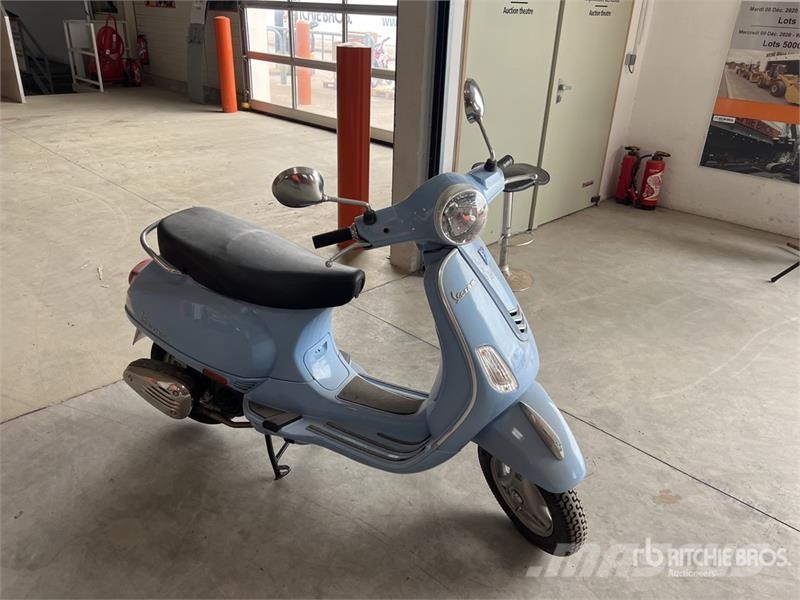 Piaggio Vespa LX125 Vehicule De Loisirs Utility Vehicle Pomoćne mašine