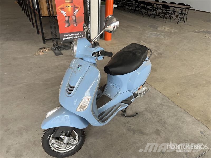 Piaggio Vespa LX125 Vehicule De Loisirs Utility Vehicle Pomoćne mašine