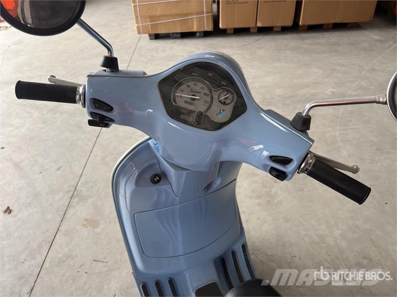 Piaggio Vespa LX125 Vehicule De Loisirs Utility Vehicle Pomoćne mašine