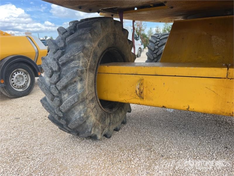 Pinguely-Haulotte H23TPX 4WD Diesel Nacelle Telesc Teleskoop poomtõstukid