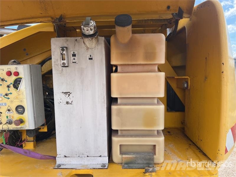  Pinguely-Haulotte H23TPX 4WD Diesel Nacelle Telesc Teleskoop poomtõstukid