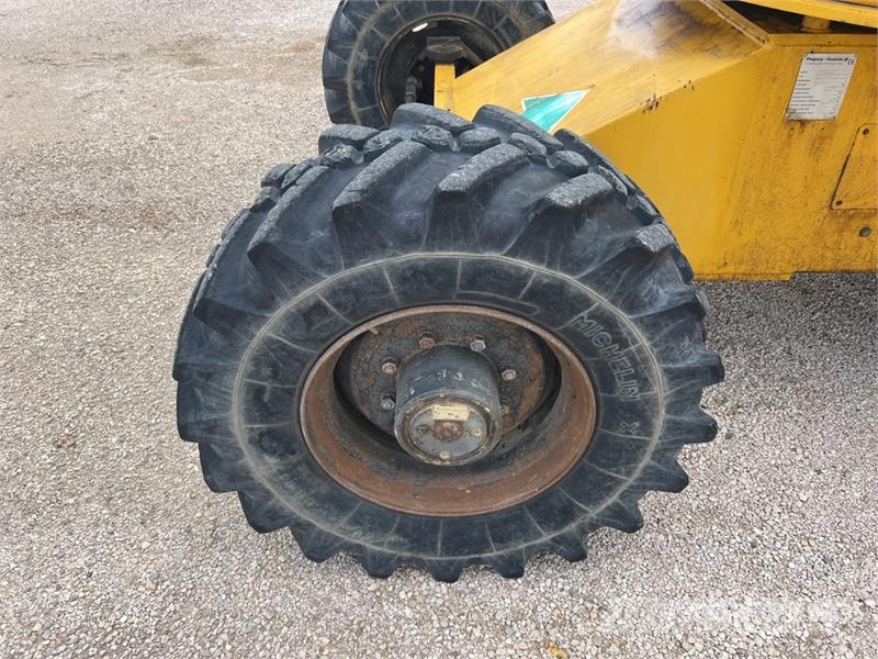  Pinguely-Haulotte H23TPX 4WD Diesel Nacelle Telesc Teleskoop poomtõstukid