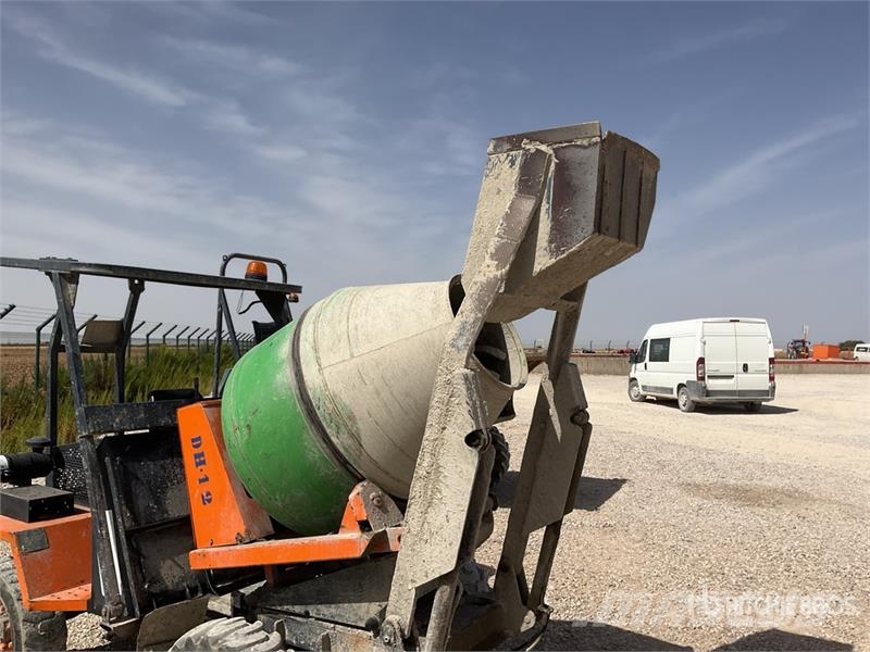 Piquersa H625T4DG 4x4 Self-Loading All Terrain Mixer Construcción - Otros