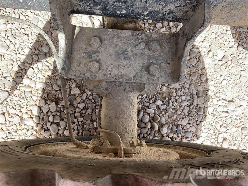 Piquersa H625T4DG 4x4 Self-Loading All Terrain Mixer Construcción - Otros