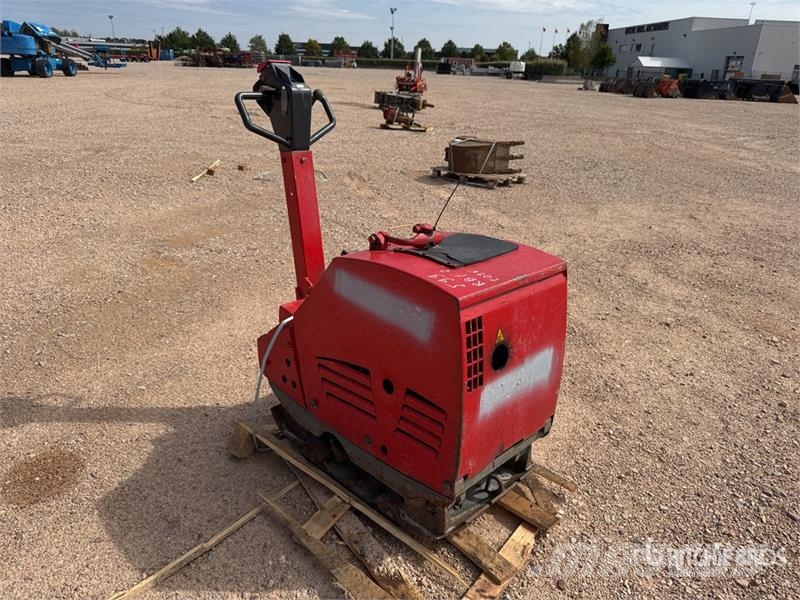  Plaque Vibrante Vibratory Plate Compactor (Inopera Vibratoare