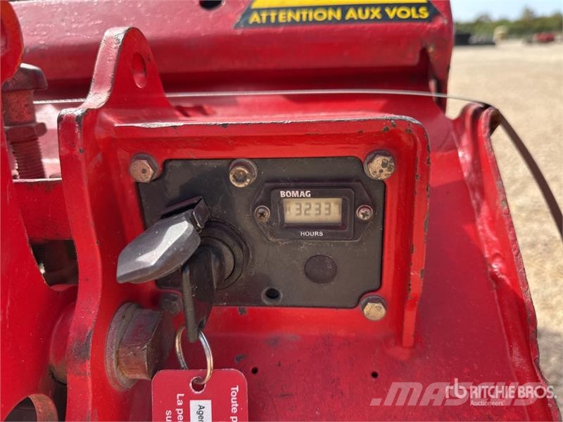  Plaque Vibrante Vibratory Plate Compactor (Inopera Vibratoare