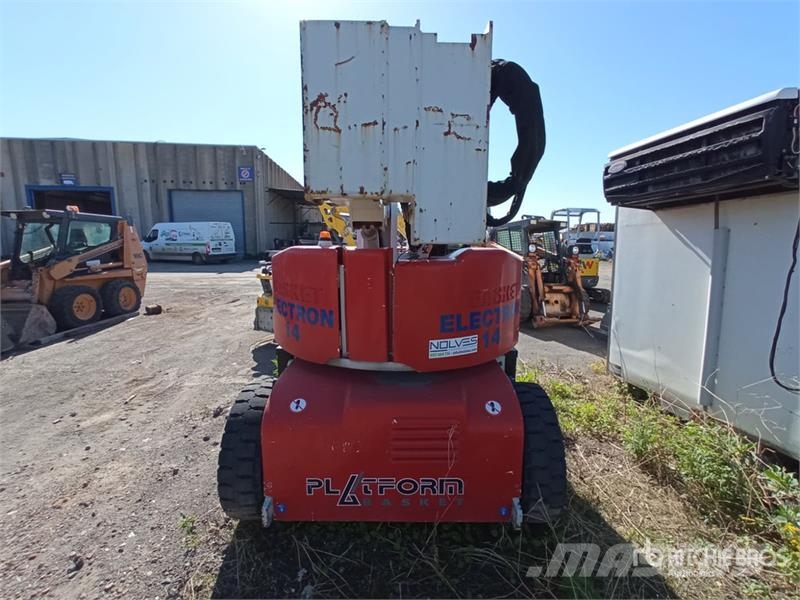 Platform Basket SEL14A-J Articulating Boom Lift (Inoperable) Piattaforme a braccio articolato