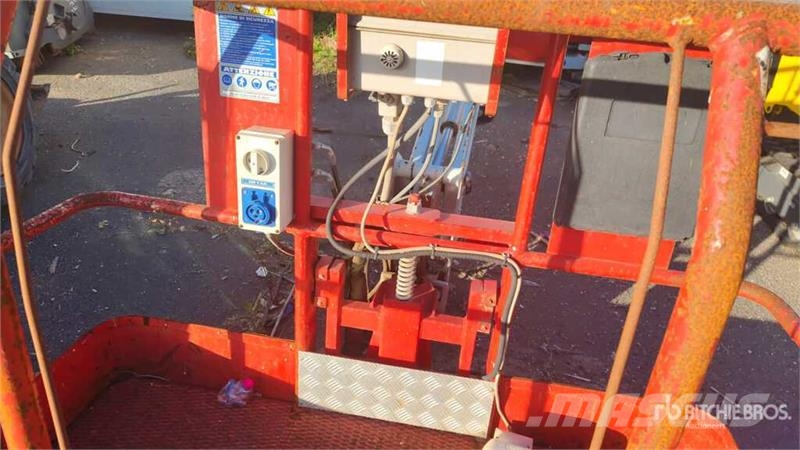 Platform Basket SEL14A-J Articulating Boom Lift (Inoperable) Piattaforme a braccio articolato