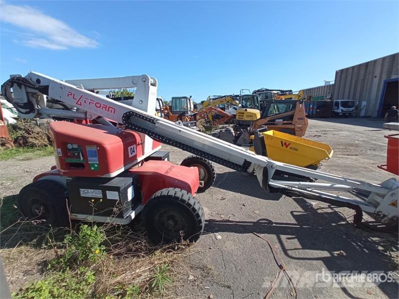 Platform Basket SEL14A-J Articulating Boom Lift (Inoperable) Piattaforme a braccio articolato
