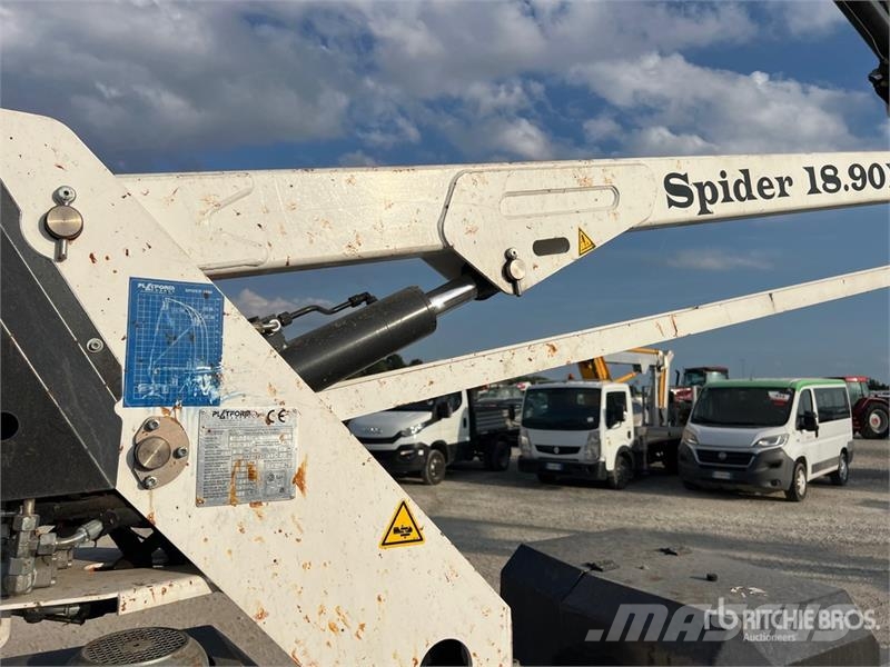 Platform Basket SPIDER 18-90 Crawler Articulating Boom Lift Zglobne dvižne ploščadi