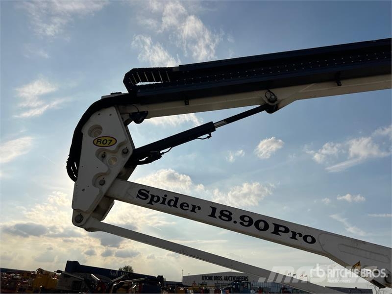Platform Basket SPIDER 18-90 Crawler Articulating Boom Lift Zglobne dvižne ploščadi