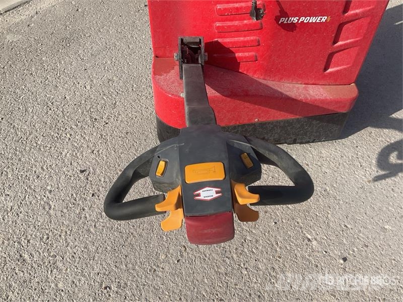 Plus Power ES15-ES 1500 kg Electric Stacker Samohybné vozíky