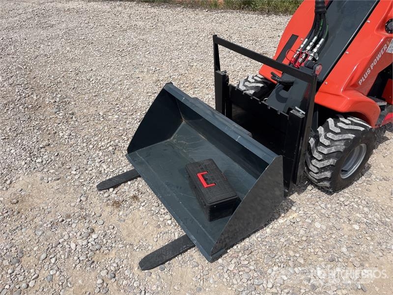 Plus Power HF150 3 wheels mini Wheel Loader (Unused) Колесни товарачи