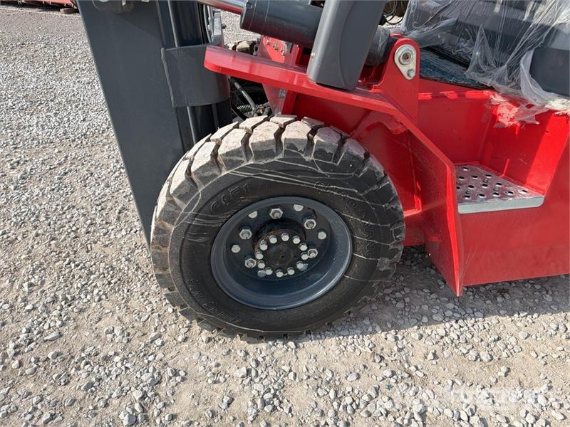 Plus Power VTDD 25 2500 kg Forklift (Unused) Iné
