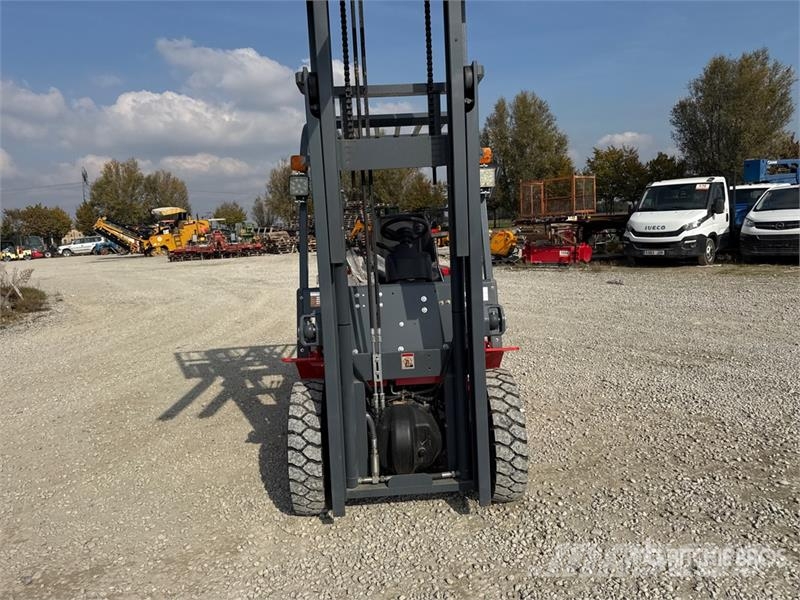 Plus Power VTDD 25 2500 kg Forklift (Unused) Iné