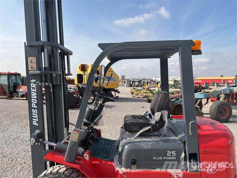 Plus Power VTDD 25 2500 kg Forklift (Unused) Iné