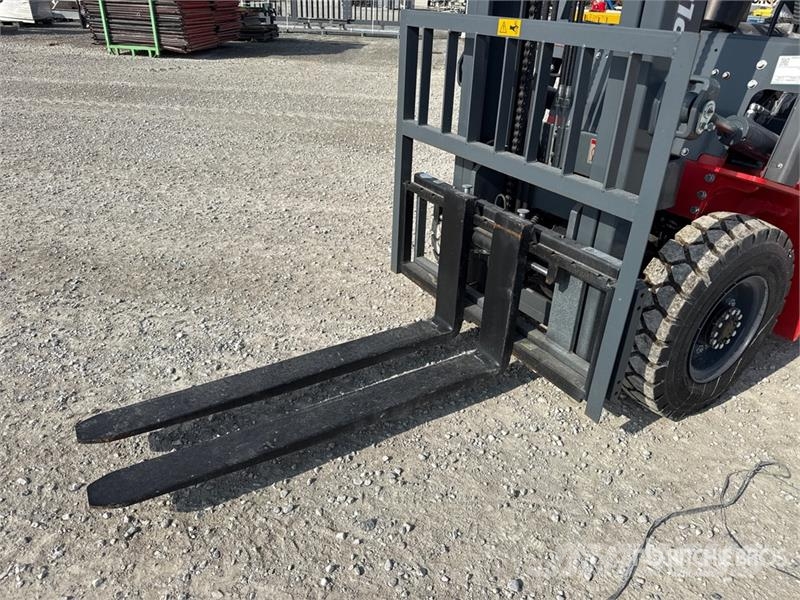 Plus Power VTDD 25 2500 kg Forklift (Unused) Iné