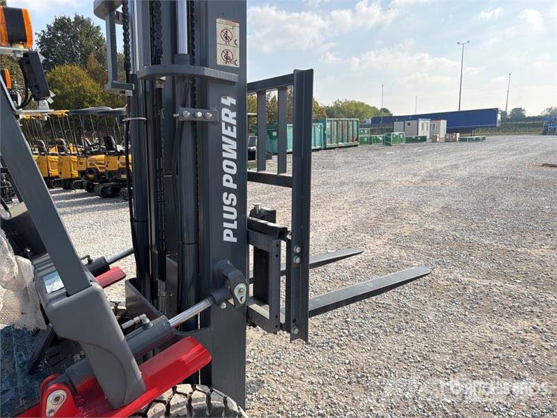 Plus Power VTDD 25 2500 kg Forklift (Unused) Iné