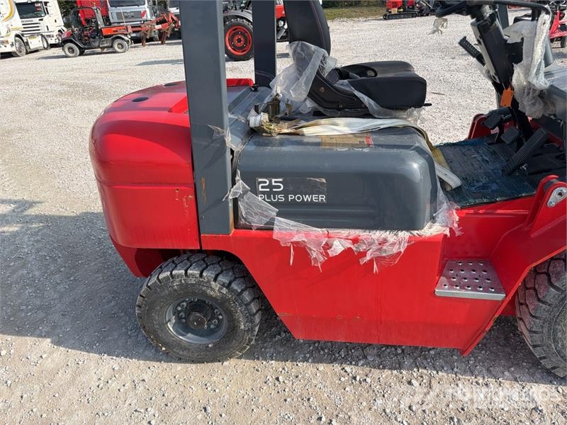 Plus Power VTDD 25 2500 kg Forklift (Unused) フォークリフト - その他