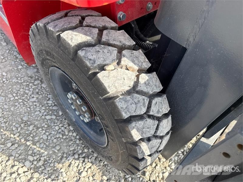 Plus Power VTDD 25 2500 kg Forklift (Unused) Iné