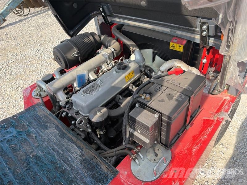 Plus Power VTDD 25 2500 kg Forklift (Unused) Iné