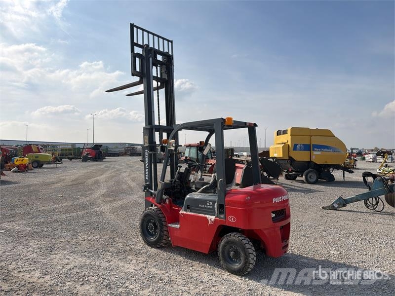 Plus Power VTDD 25 2500 kg Forklift (Unused) Iné
