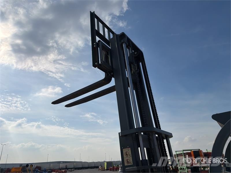 Plus Power VTDD 25 2500 kg Forklift (Unused) フォークリフト - その他