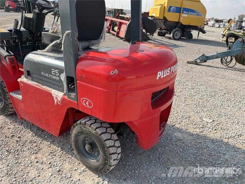 Plus Power VTDD 25 2500 kg Forklift (Unused) Iné