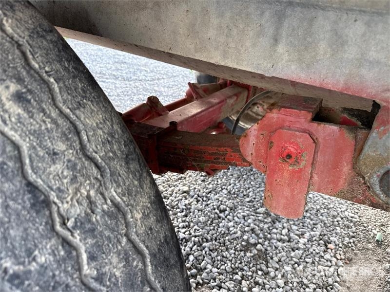  Polledri Manure Spreader معدات توزيع السماد العضوي