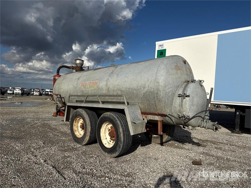  Polledri Manure Spreader معدات توزيع السماد العضوي