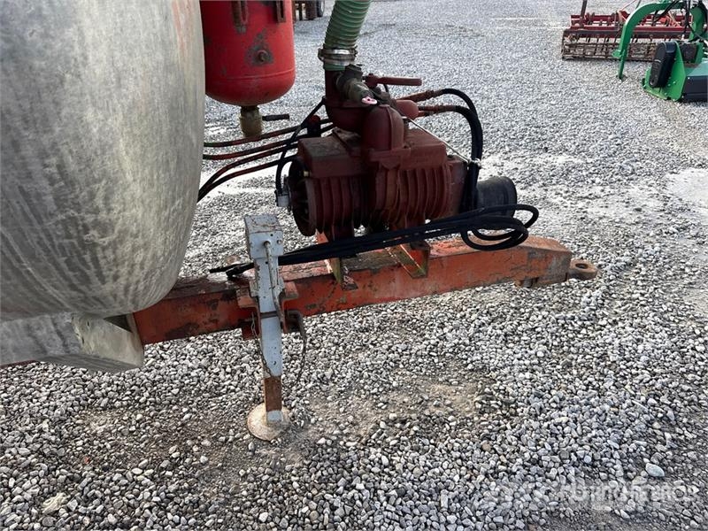  Polledri Manure Spreader معدات توزيع السماد العضوي