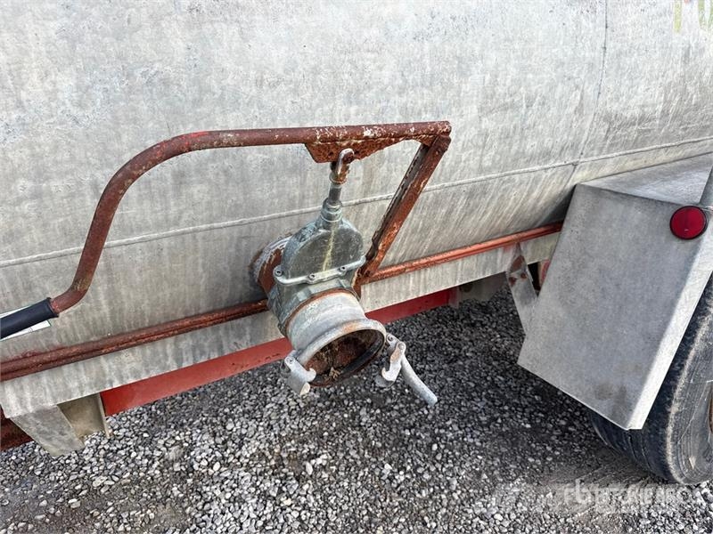  Polledri Manure Spreader معدات توزيع السماد العضوي