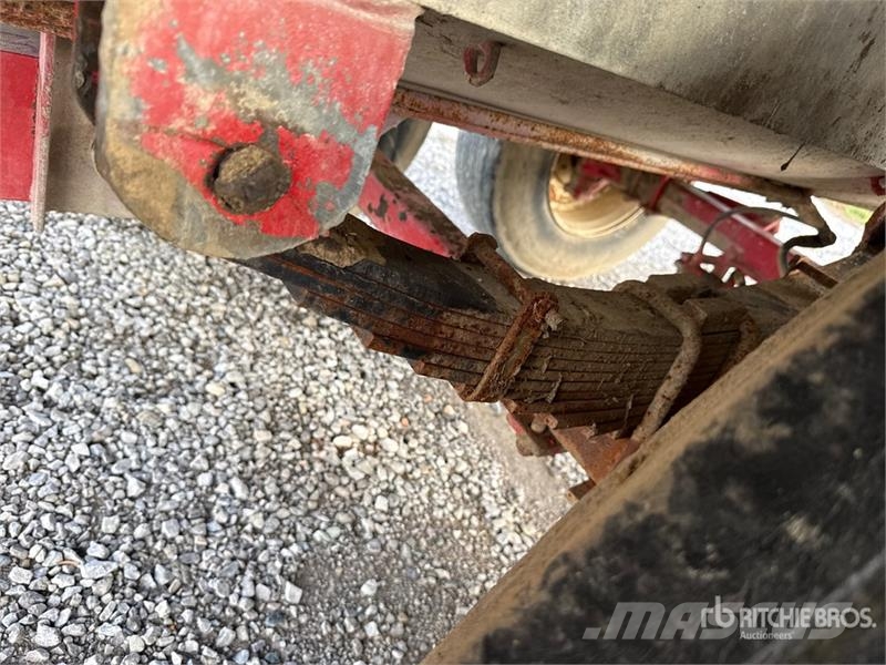  Polledri Manure Spreader معدات توزيع السماد العضوي
