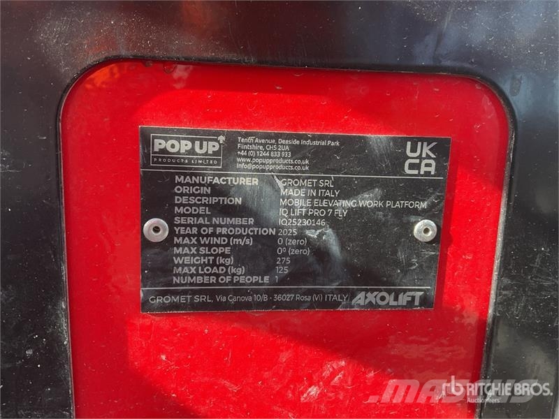 Pop Up IQ Lift Pro 7 Vertical Mast Lift Vertical mast lifts