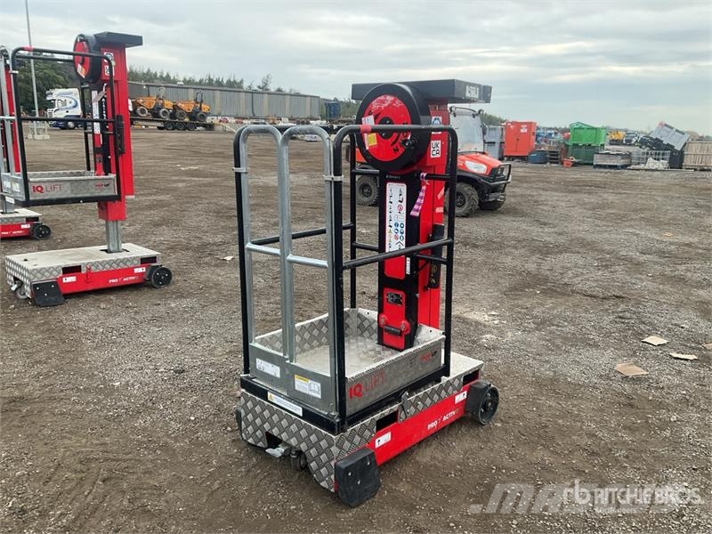 Pop Up IQ Lift Pro 7 Vertical Mast Lift Személyemelők