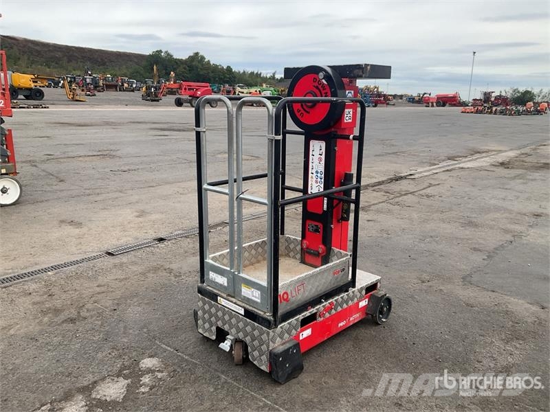 Pop Up IQ Lift Pro 7 Vertical Mast Lift Personløftere